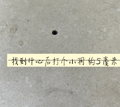 盐亭瓷砖空鼓维修公司专业解答在瓷砖铺贴过程中，如果砂料搅拌不均匀，将会带来以下问题